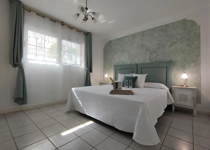 Rocas Del Mar 327 Апартаменты *